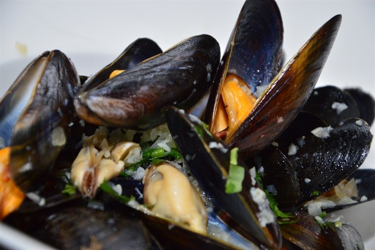 Moules et Frites at Monte Cassino